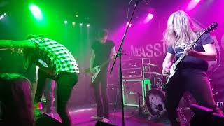 MASSIVE WAGONS - NAILS