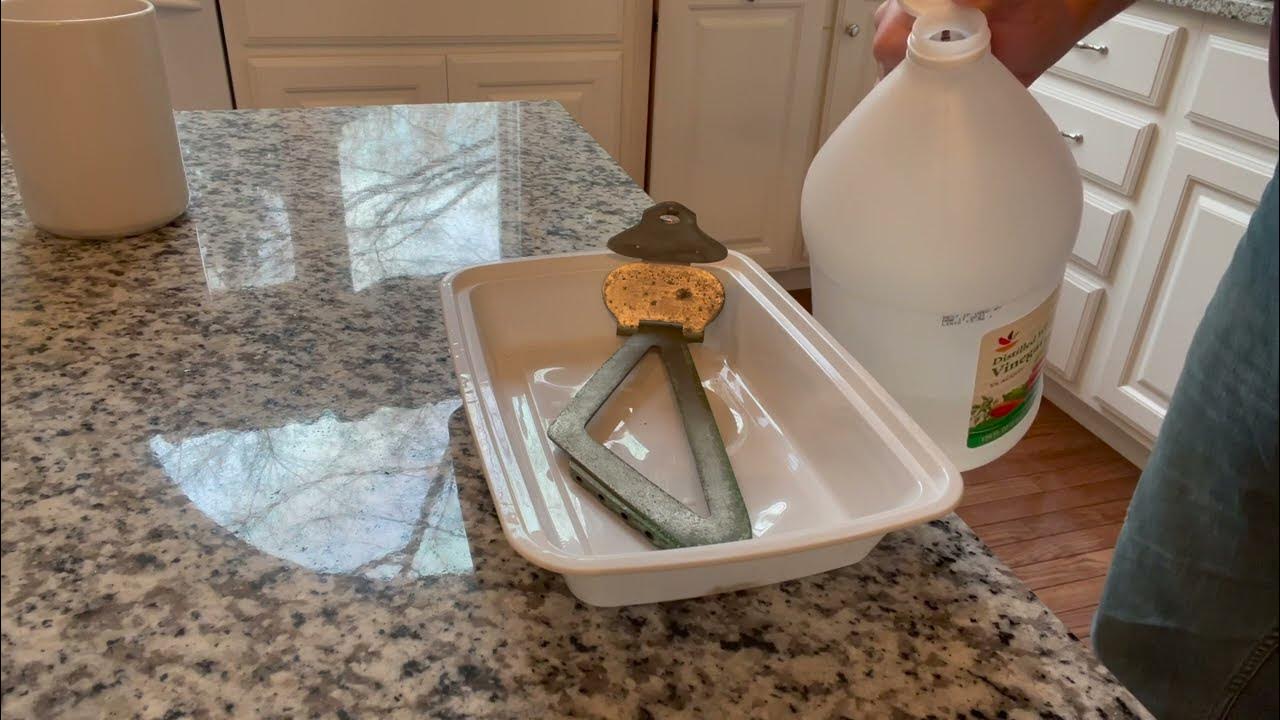 Will vinegar remove 70 years of tarnish? YouTube