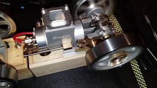 Eachine ET-1 Running in Slow Motion -- Sounds Like a Big Old Engine!