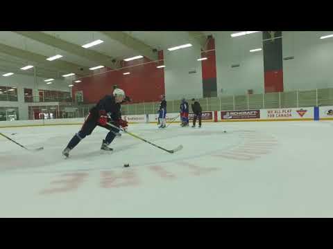 Hockey players are training using BlazePod prototype (#2)