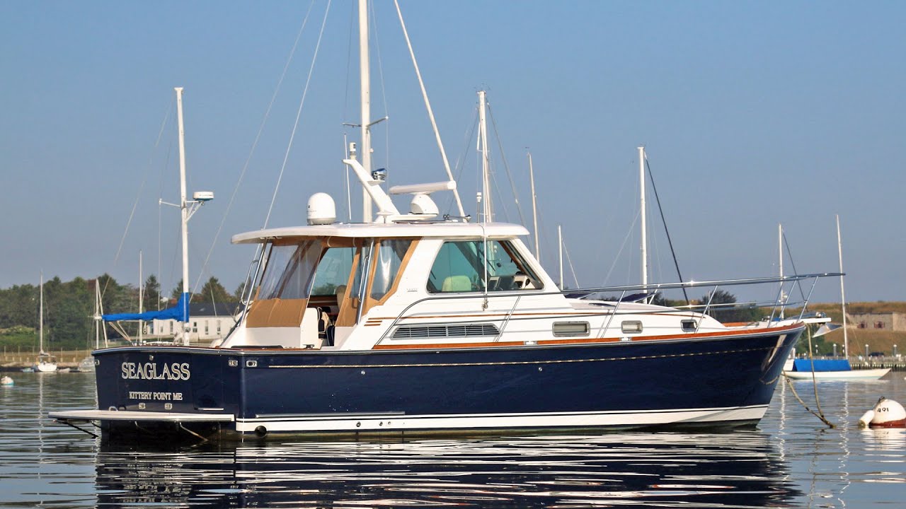 ⁣SEAGLASS, 2008 Sabre 38