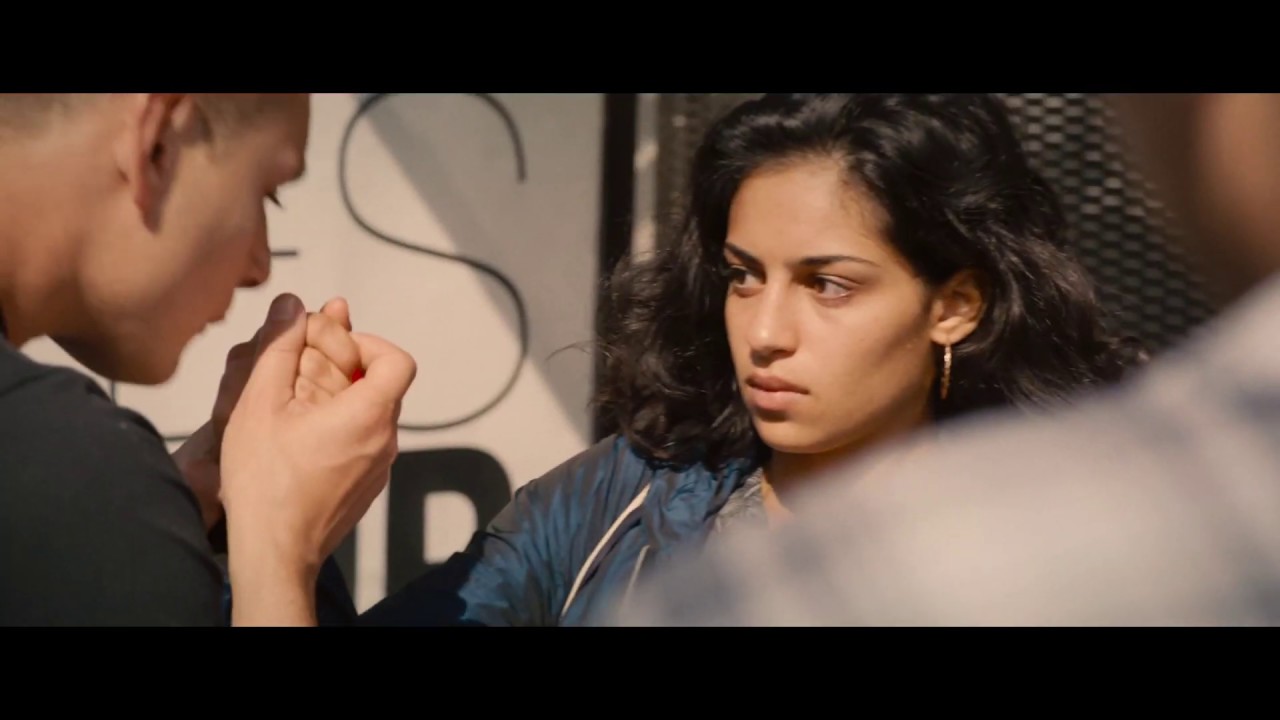 カメラを武器に世界を震わせる レ ミゼラブル 監督ラジ リの告発 Portraits The Fashion Post