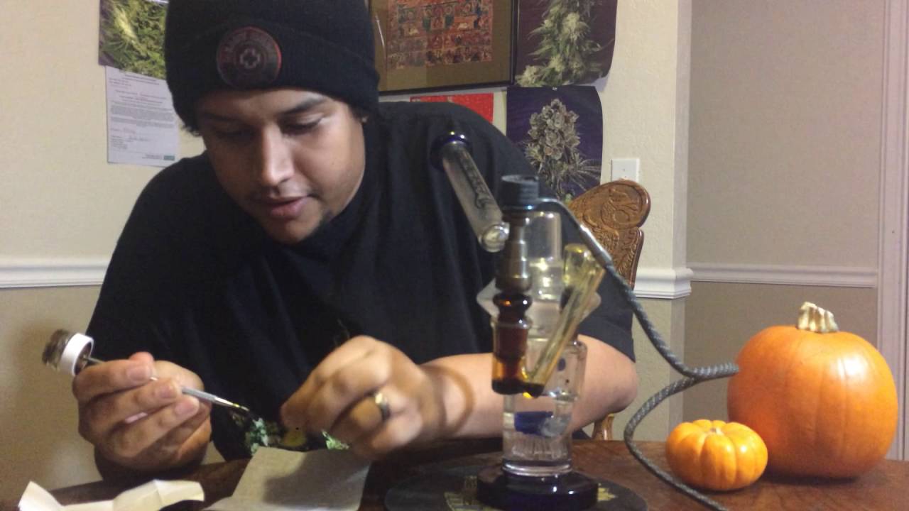 Shatterday Special: 1 Gram 12 inch Snake Dab