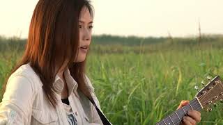 YUI - Green a.live (Behind The Scenes)