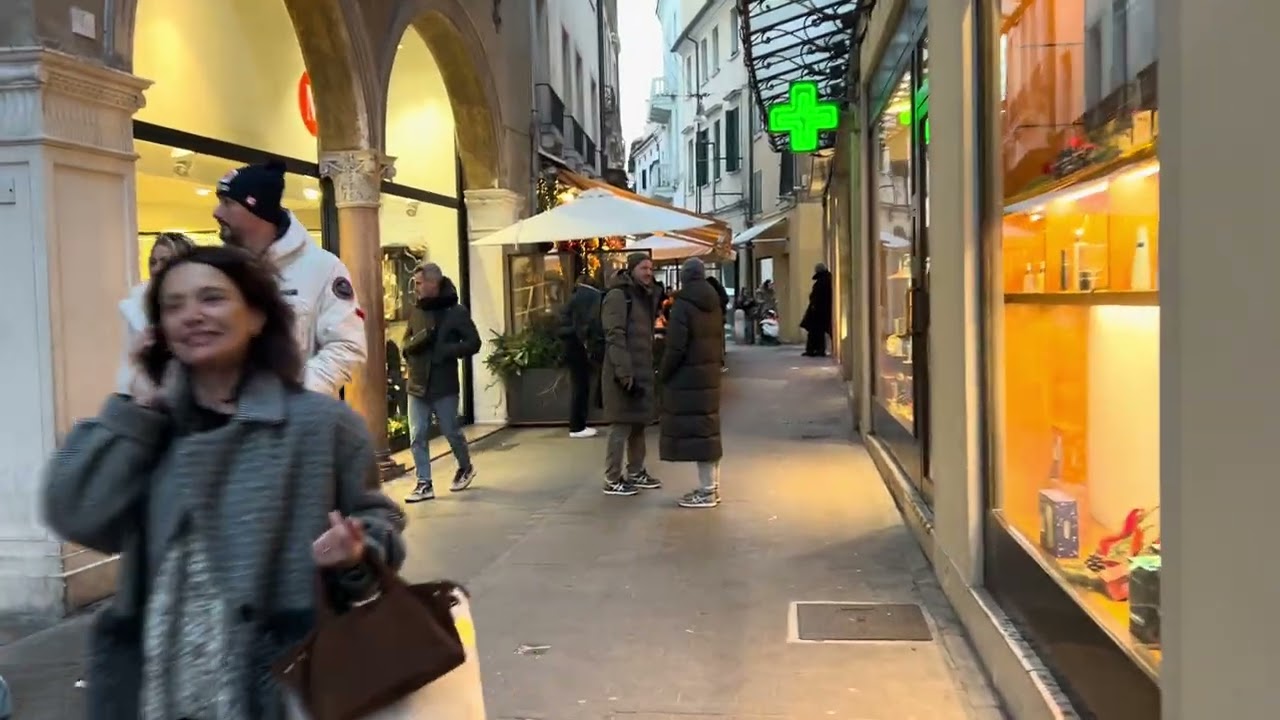 Trung tâm Treviso – thành phố nhỏ xinh ở vùng Veneto, nước Ý 🇮🇹 