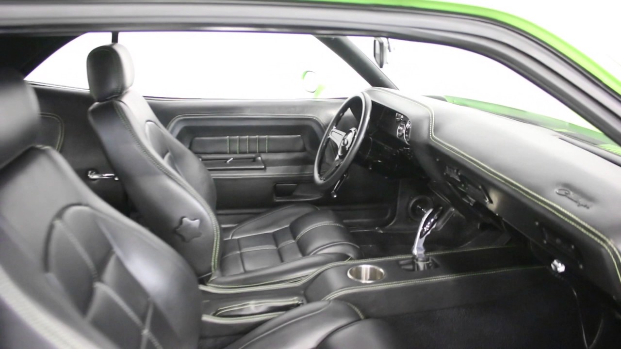 Dodge challenger 1970 салон