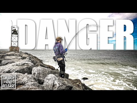DANGER JETTY FISHING searching for Striped Bass , Fluke , Bluefish
