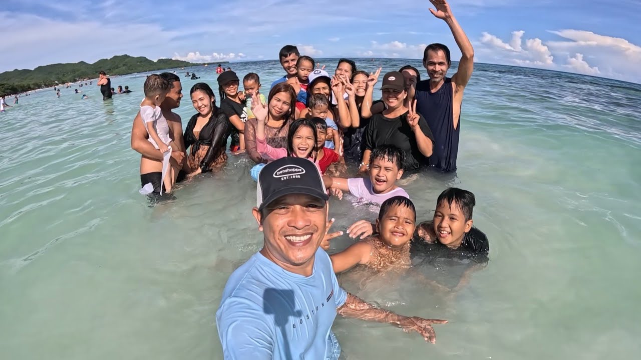 PUMUNTA KAMI SA ANDA DE BORACAY BOHOL