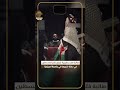 طالبة فلسطينية ترفع علم فلسطين في حفلة تخرجها في جامعة امريكية