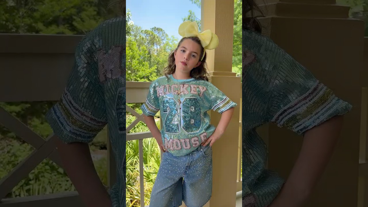 Disney outfit 💛 #LaFamilleVentura #Disney #Tiktok
