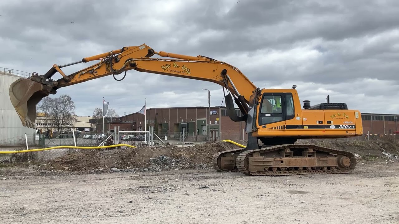 Bandgrävare Hyundai 320 LC -7