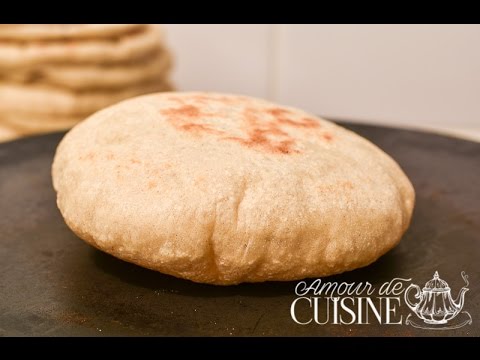 Vidéo: Comment Faire Du Pain Pita Avec Des Abats De Poulet