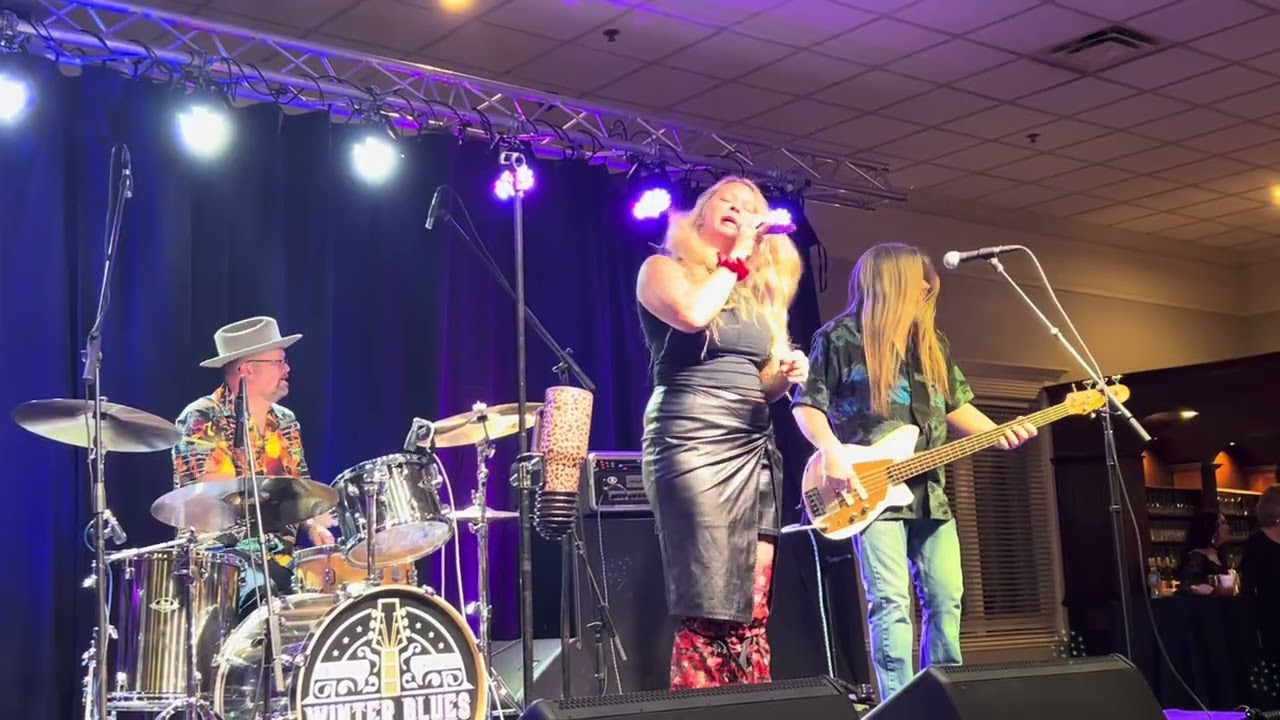 13-Lexie Blue/ Cincinnati Winter Blues Experience 7