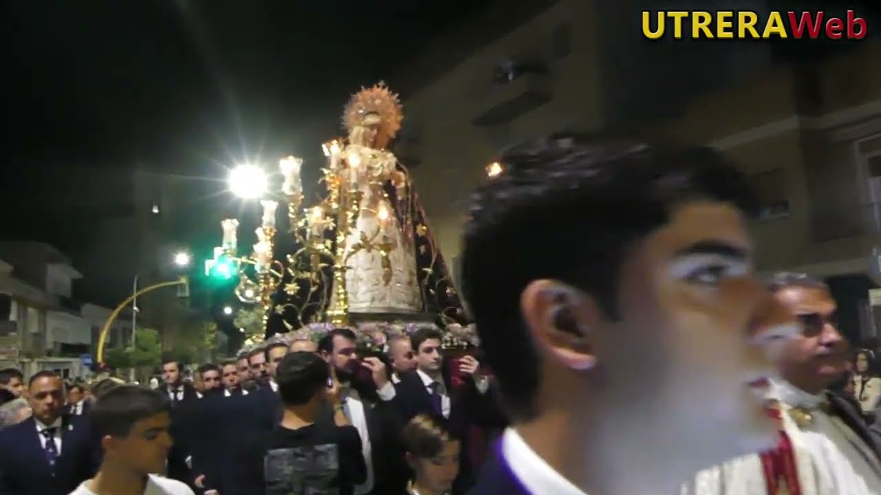 SALIDA DEL ROSARIO VESPERTINO DE LA VIRGEN DE LA ANGUSTIAS DE UTRERA 2025