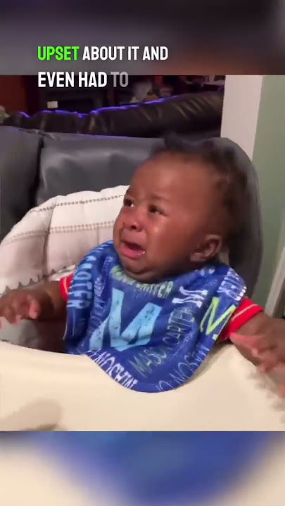 This baby started crying after his dad got a haircut 😂
