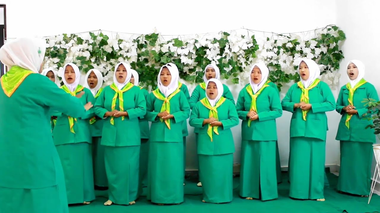 Hymne Fatayat -  PAC Fatayat NU Lenteng - Juara 1 Lomba Paduan Suara PC Fatayat NU Sumenep