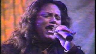 Video thumbnail of "NUYORICAN SOUL feat.INDIA - RUNAWAY  live on The Grind"