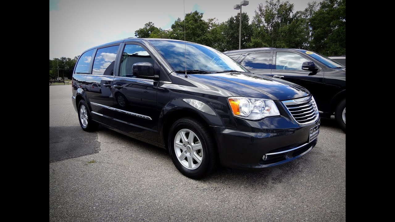 2012 town and country van