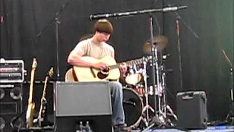 Blackbird by the Beatles preformed by Alex Aubin