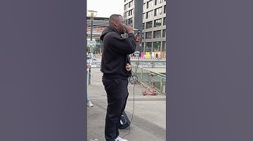 Thumbnail of direkt aus den Straßen Berlins.  #berlin #ausländer #deutsch #spazieren #musik