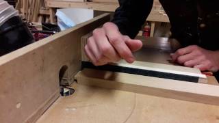 Shop made Tenon jig for the router table