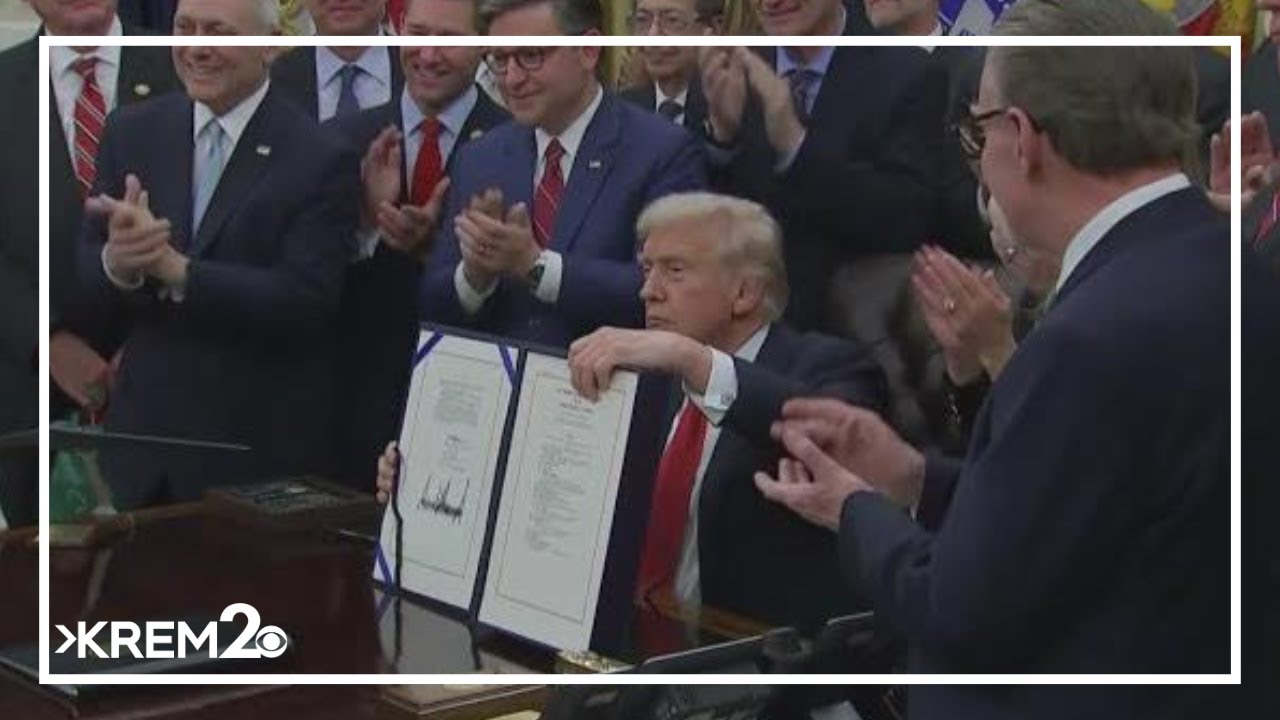 Federal offices reopen as the government shutdown ends