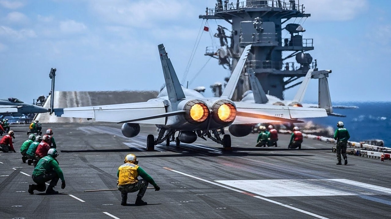 El TRABAJO MÁS MORTAL en la CUBIERTA de VUELO de un PORTAAVIONES de EE UU  que NADIE Conoce