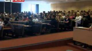 Uni Report Calls For £6k Student Fees