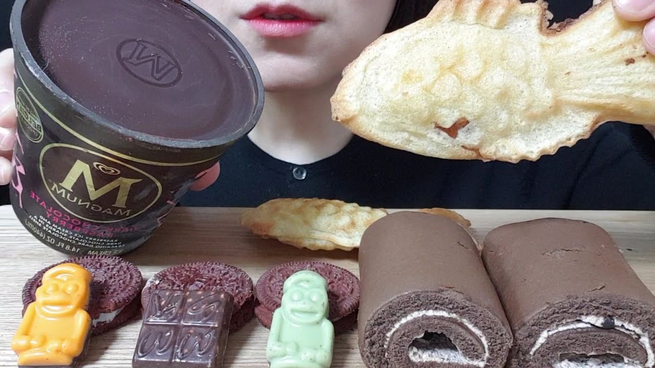 매그넘 다크초콜릿 라즈베리 슈크림 붕어빵  코코아롤케익 먹방MAGNUM DARK CHOCOLATE RASPBERRY MUKBANG
