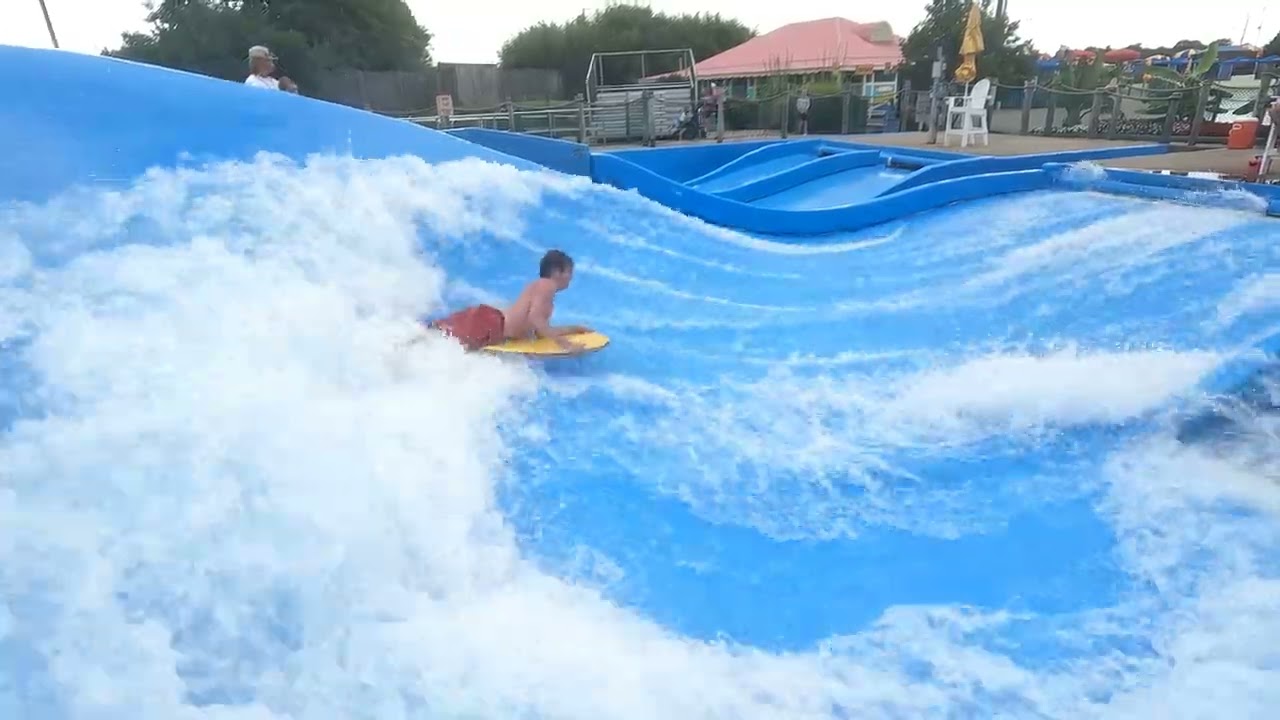 flowrider - Jack F. - 1 at Soak City, Kings Island - YouTube
