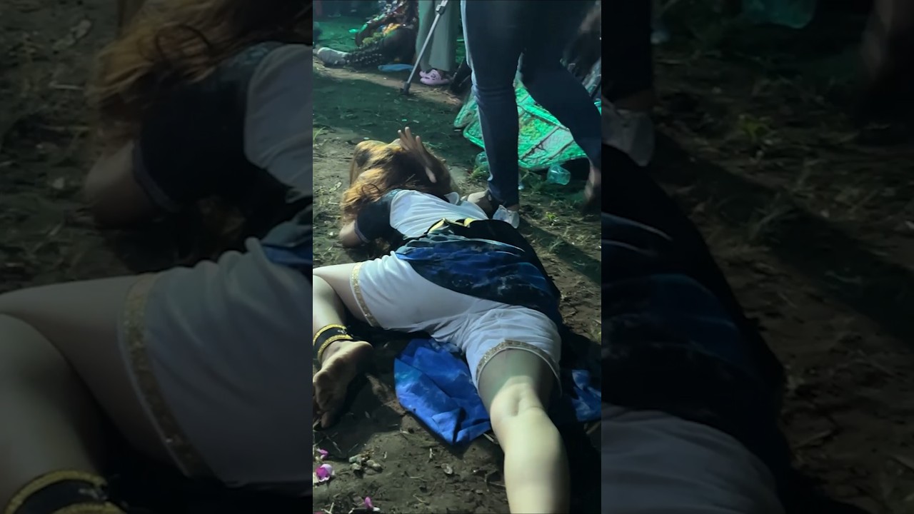 KESURUPAN MASAL - NYI RORO KIDOL