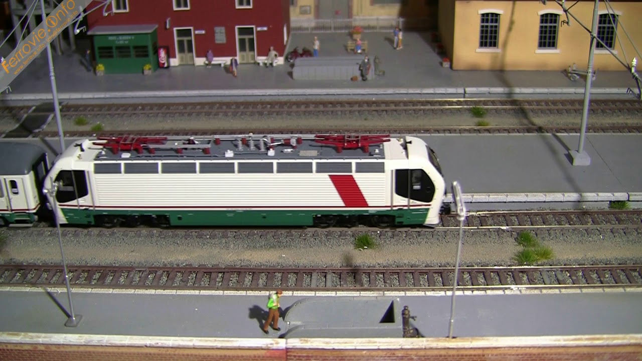 A.C.M.E. 70047 Scala H0 Set digitalizzato: locomotiva D.342.4015 carro riscald