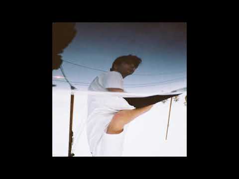 Mira Peter Manos - Out of Love (Official Audio) en YouTube Mira Peter Manos - Out of Love (Official Audio) en YouTube