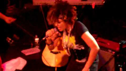 Little Jackie - 28 Butts (live)