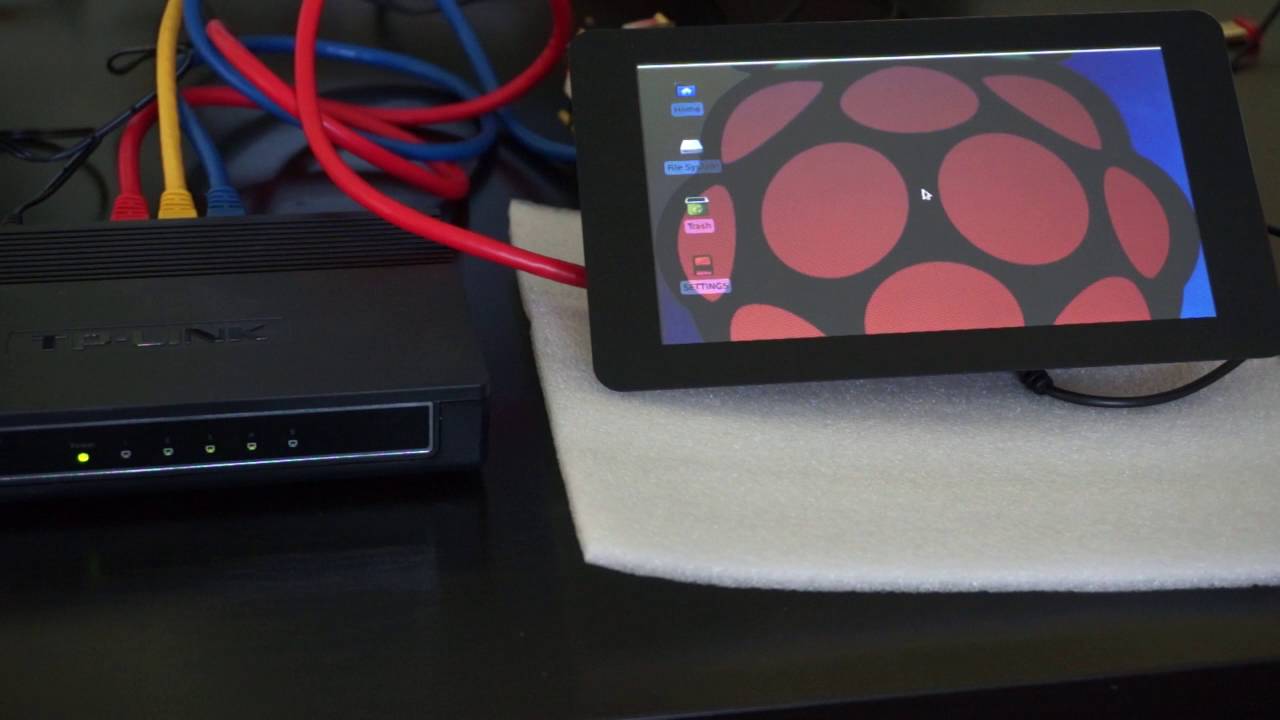 myCNC control software running on Raspberry Pi2