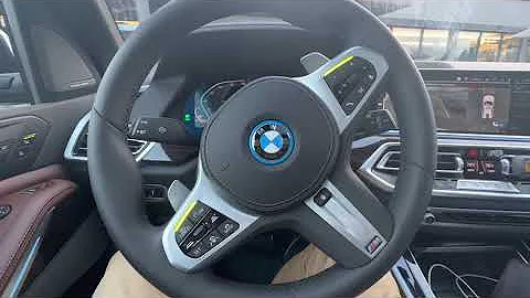 2023 BMW X5 45e self parking!!😍😍 #bmw #x5 #cars #tesla #luxury #carvideo