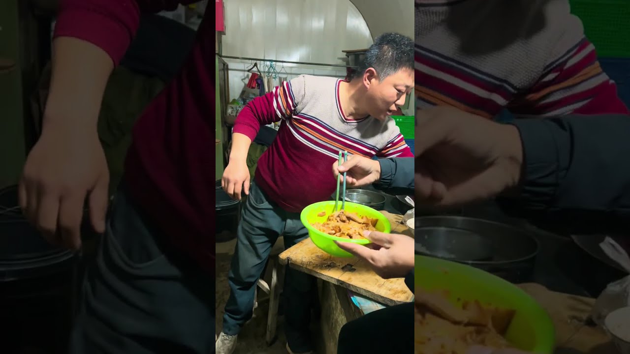 放了一天羊，白兄弟做大餐啦#南方人北方人 #大餐 #陕北风情