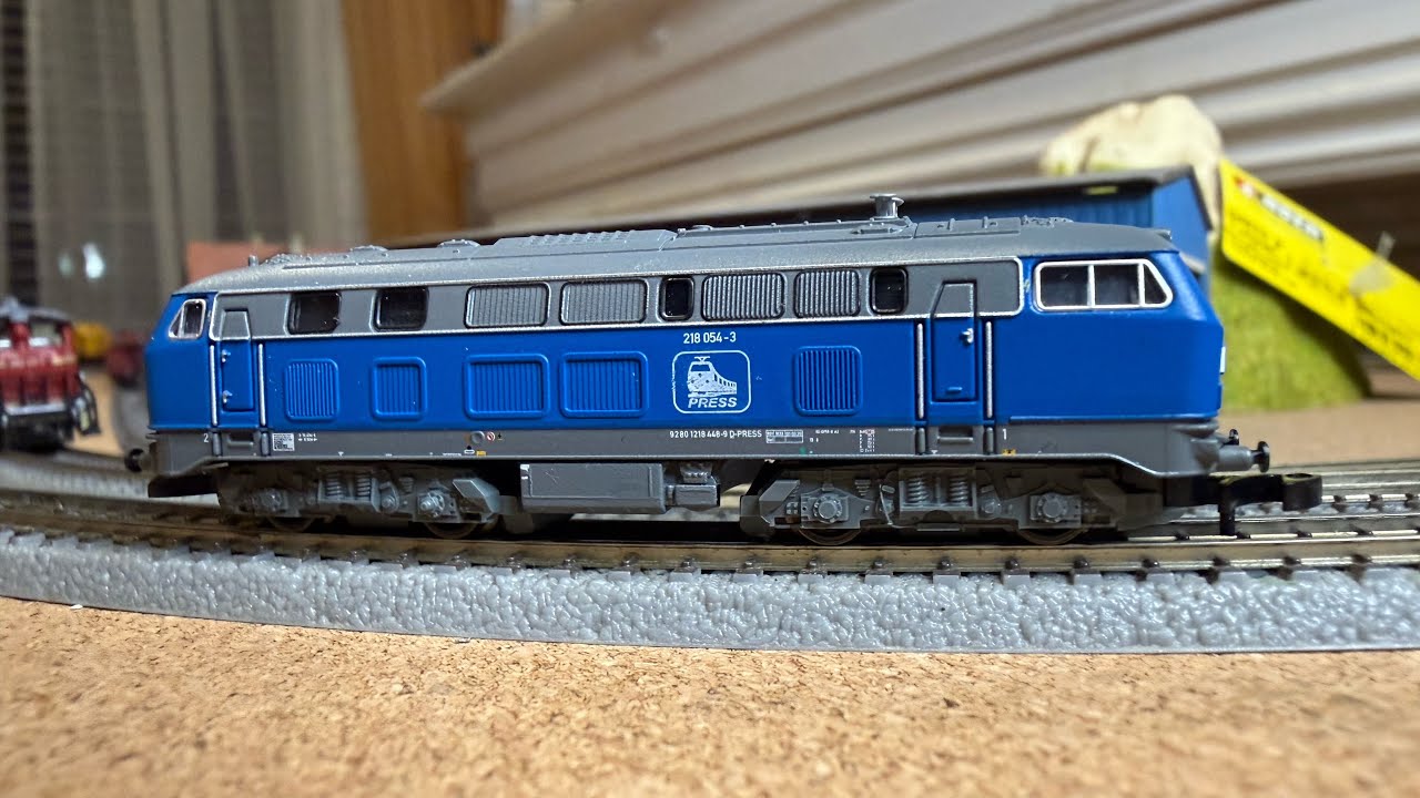 Marklin 88806 Pressnitz BR218 Diesel Locomotive Test Run at z
