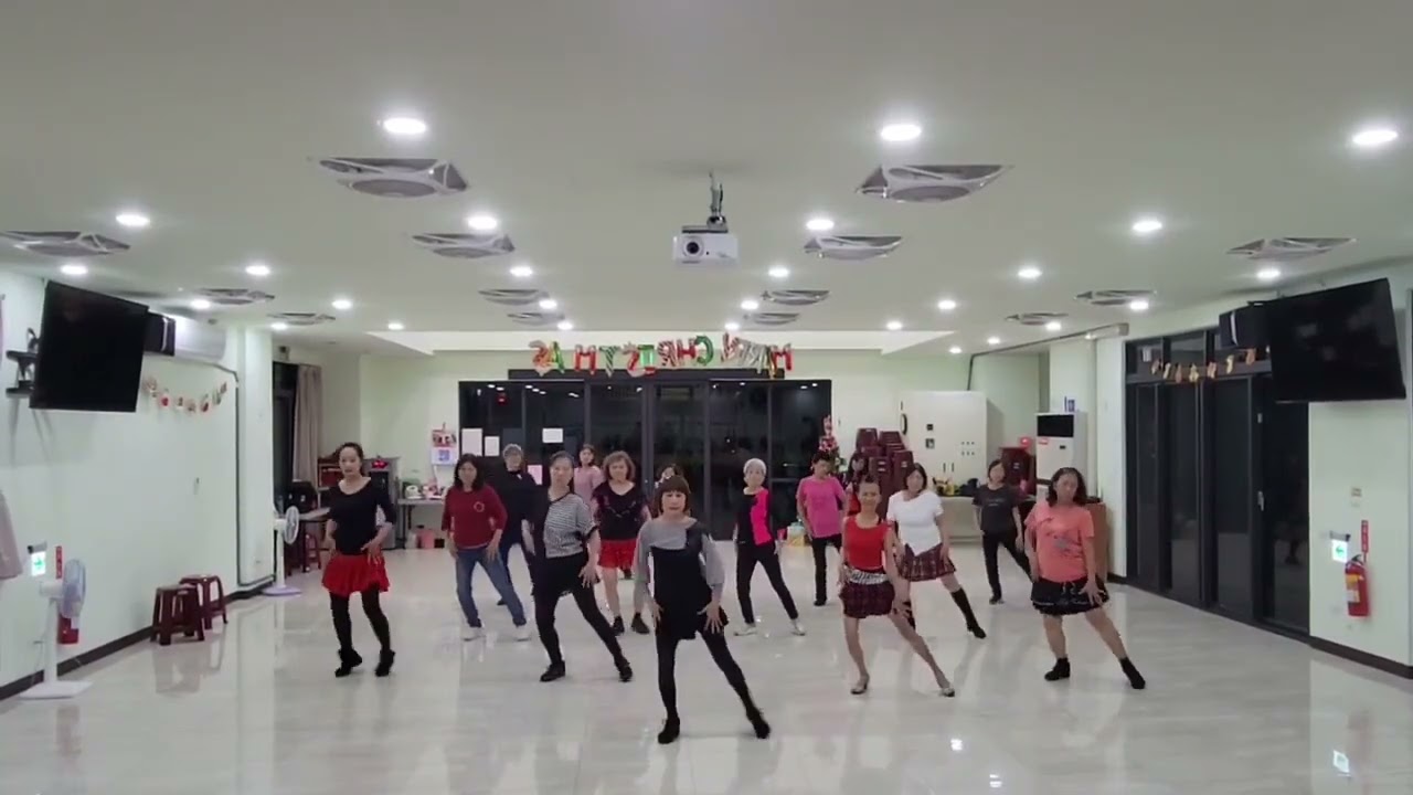 光復舞蹈中心  /  我追你退  (捷舞)