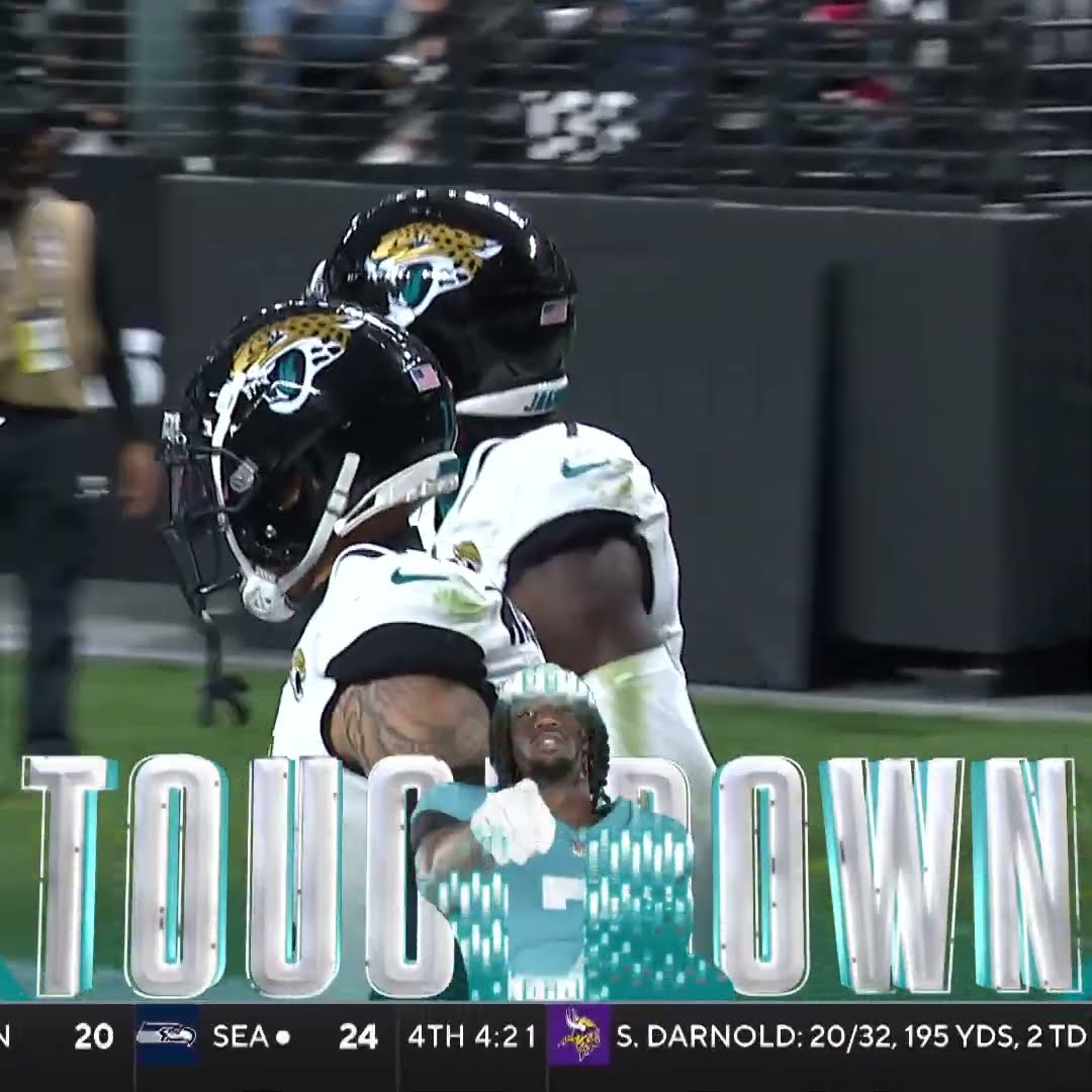 Brian Thomas with a 62-yard touchdown catch from Mac Jones vs. Las Vegas Raiders