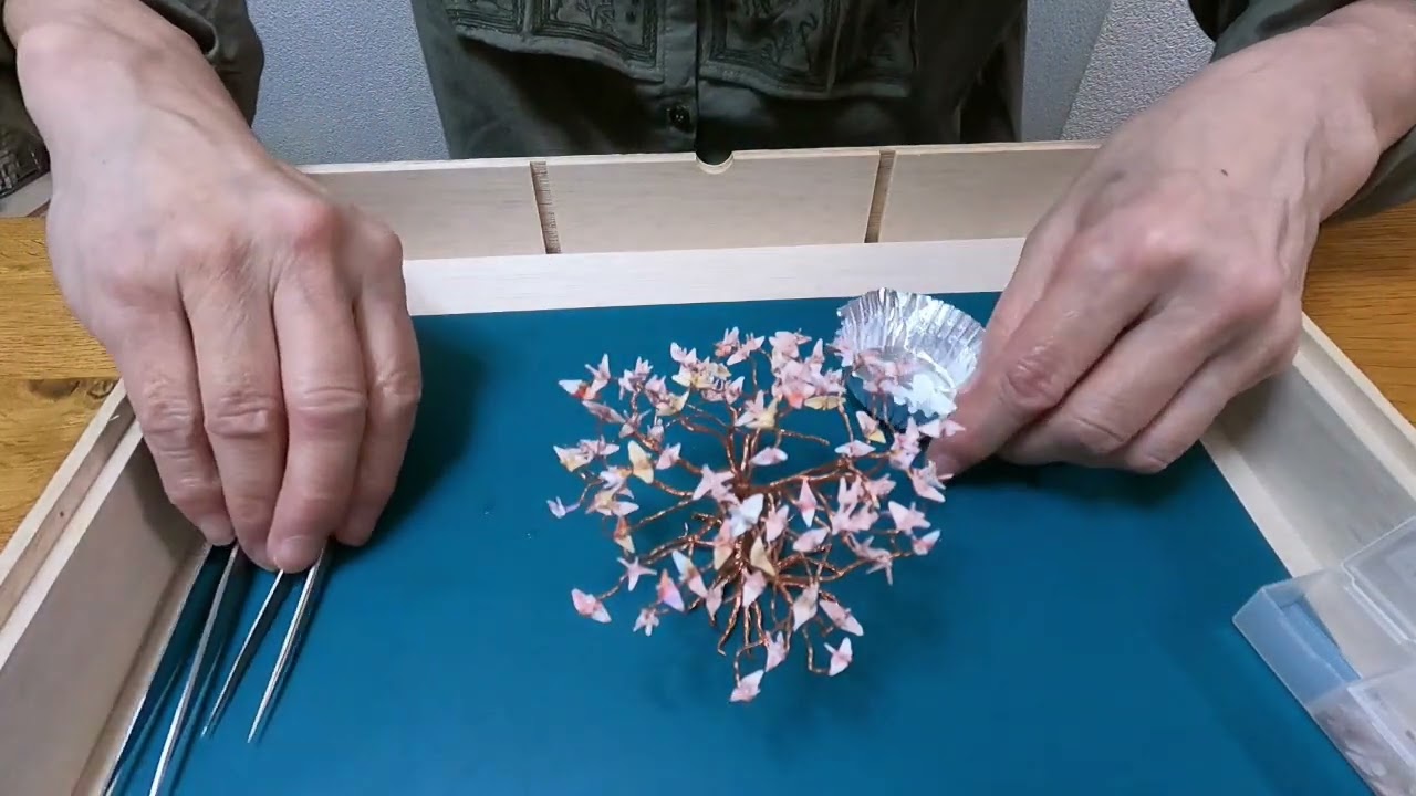 百羽鶴で作るミニ盆栽 - YouTube