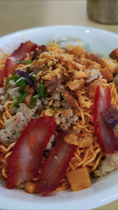 The Greatest Signature Sarawakian Kolo Mee #food #shortvideo #noodles #food #foodie#shorts