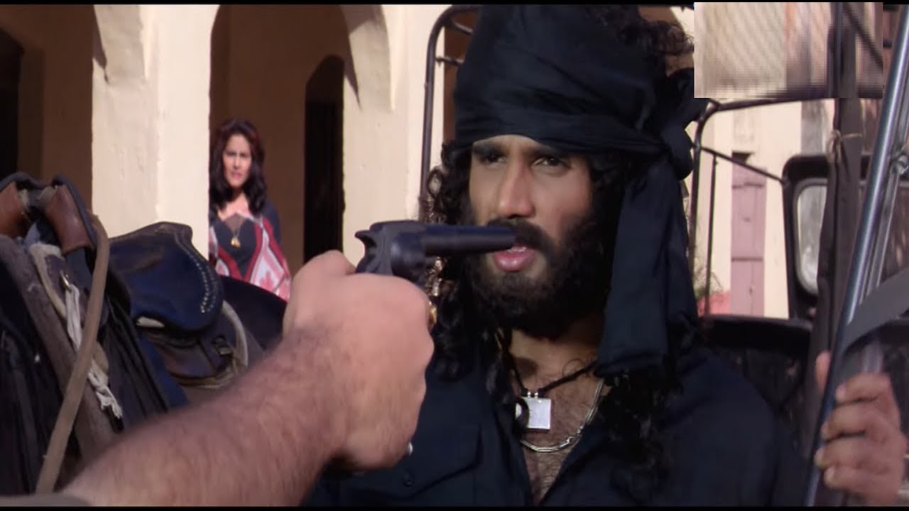 बंदूक सिर्फ बदला लेना जानता है - SUNIL SHETTY BLOCKBUSTER ACTION HINDI MOVIE - HUM SE BADHKAR KAUN