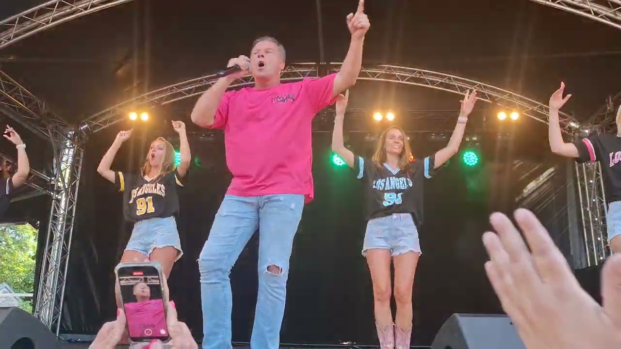 Swoop dansen in de discotheek