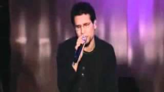 Video thumbnail of "Tienen tu color Jesús Adrian Romero en Vivo.mp4"