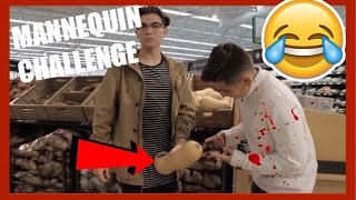 (FUNNY) MANNEQUIN CHALLENGE IN WALMART !!!