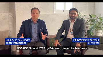 Harold Sinnott talks with Rajwinder Singh - Ericsson, in Madrid, Spain 🇪🇸