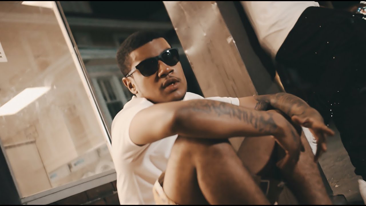 Billy Blanc - Back Outside (New Official Music Video) (Prod. Lennon Empire) adlı videoyu YouTube'da izle Billy Blanc - Back Outside (New Official Music Video) (Prod. Lennon Empire) adlı videoyu YouTube'da izle