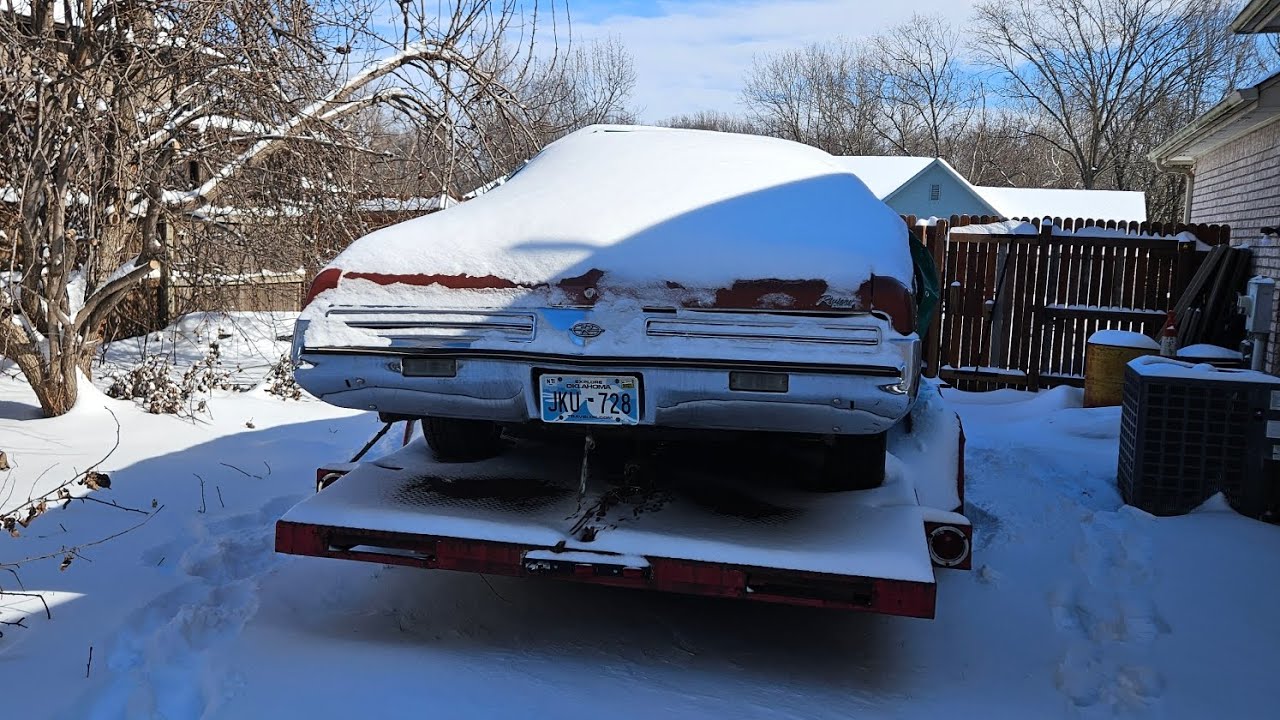 1973 Buick Riviera Project Car Cold Start Fail.