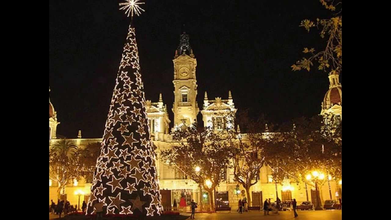 рождество в барселоне. Nochebuena в испании. испания валенсия зима. как празднуют рождество в испании. бульвар ла рамбла новый год.